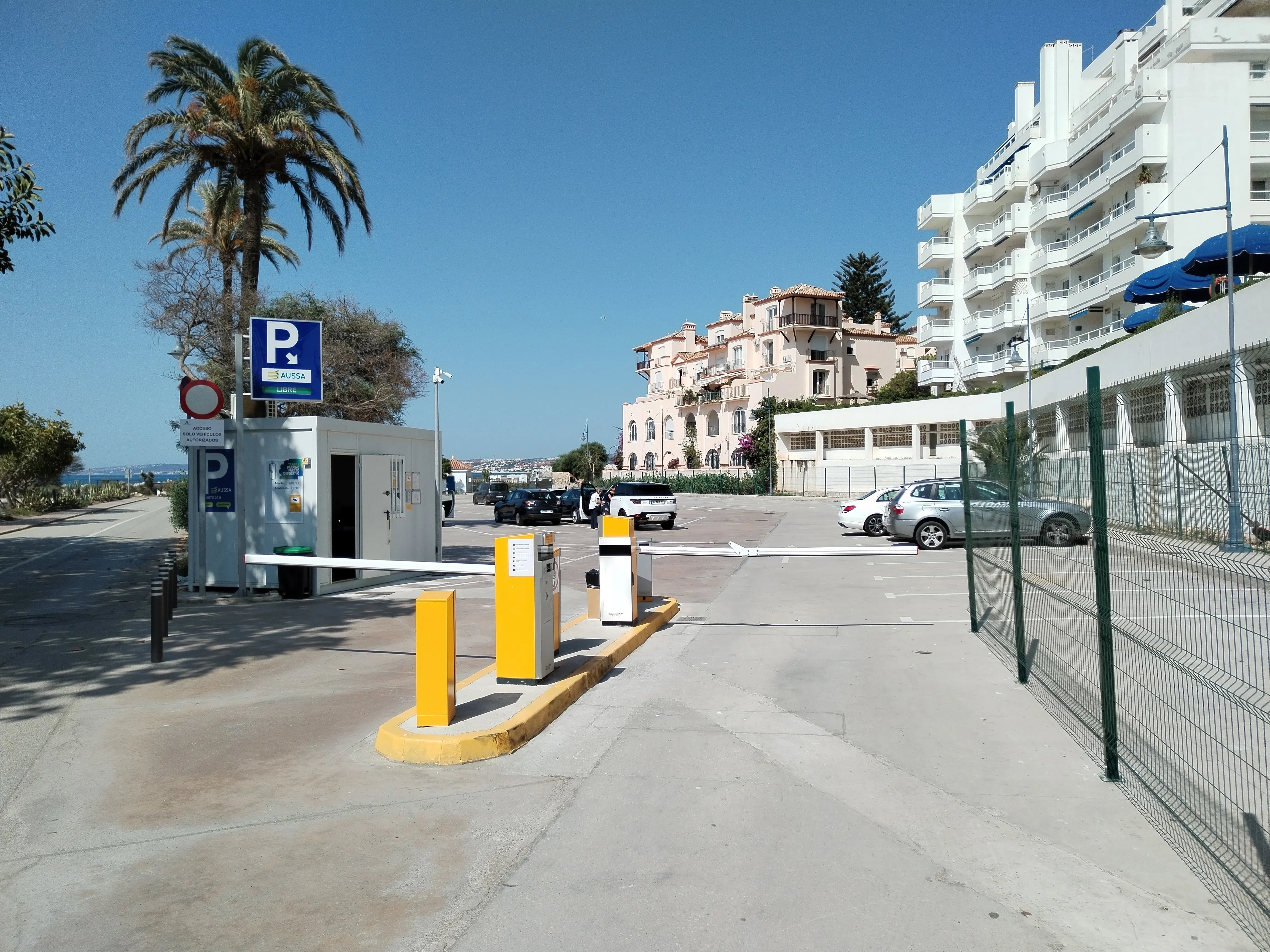 parking Puerto Deportivo Estepona