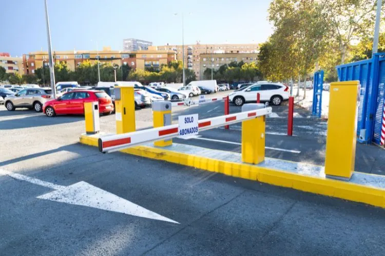 Parking Cisneo Alto en Sevilla