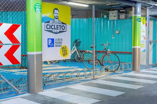 Parking para bicicletas Mercado del Arenal Sevilla